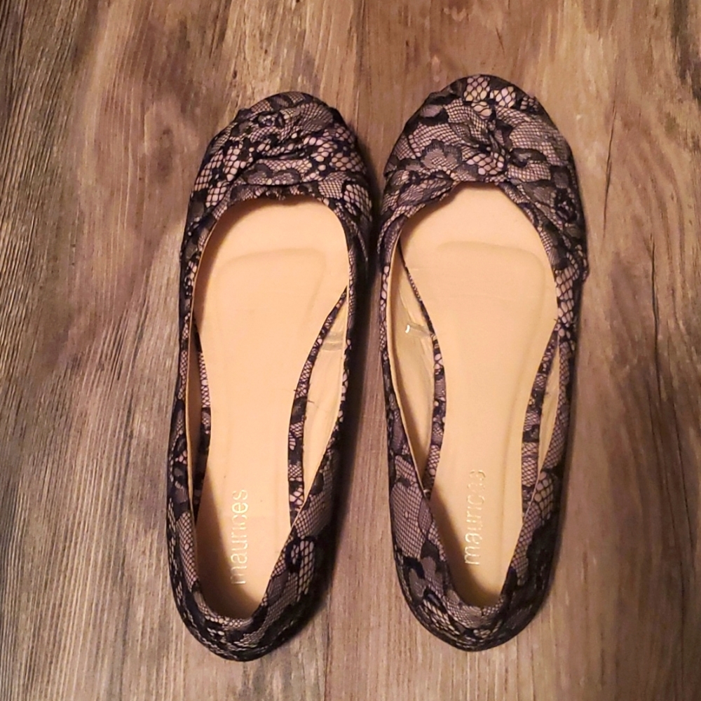 MAURICES SZ 10 FLATS W/ BLACK LACE OVERLAY
